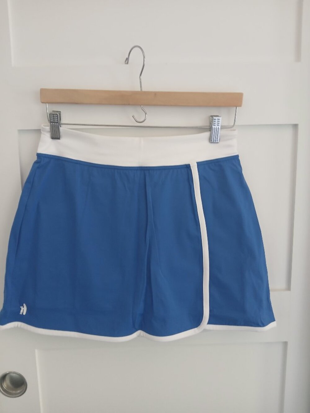 Johnnie-O skort blue and white size M